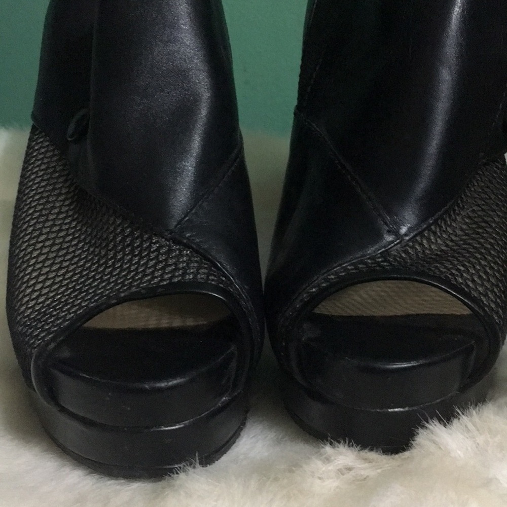 Charles & Keith Booties - Picture 8 of 8